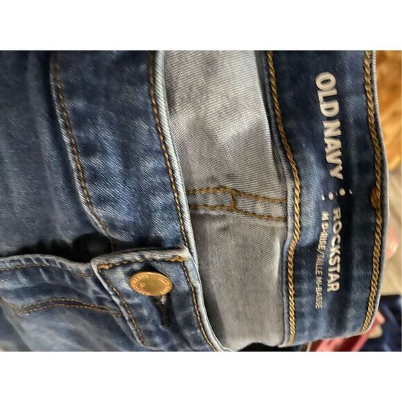 Old Navy Medium Wash Mid Rise Skinny Jeans Size 14 - Picture 5 of 6